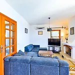 Вилла Yarimada Deniz Manzarali Cindy Каш