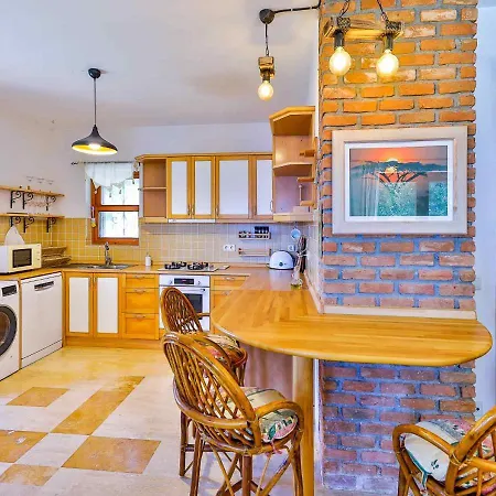 Yarimada Deniz Manzarali Cindy * Kas