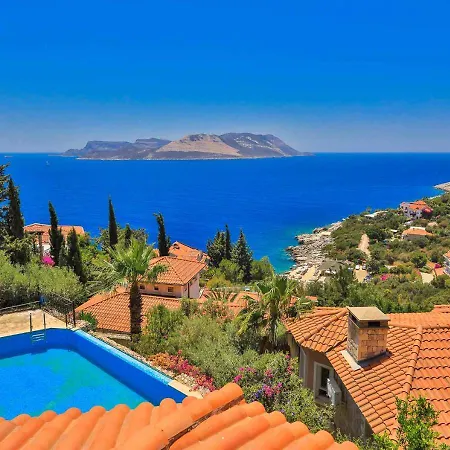 Yarimada Deniz Manzarali Cindy Kas