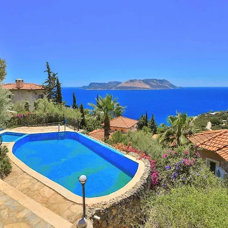 Yarimada Deniz Manzarali Cindy