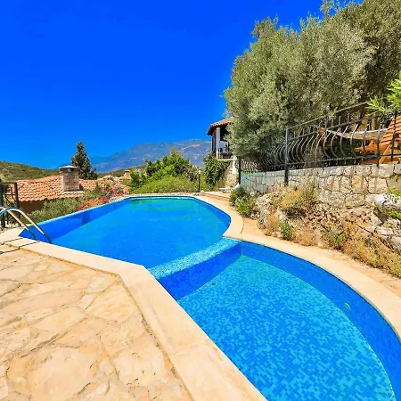 Yarimada Deniz Manzarali Cindy Villa Kas