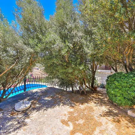 Yarimada Deniz Manzarali Cindy *