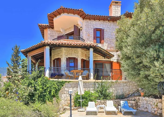 Yarimada Deniz Manzarali Cindy Каш